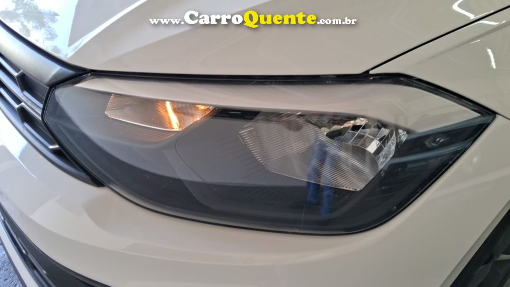 Volkswagen POLO 1.0 MPI TRACK MANUAL - Loja