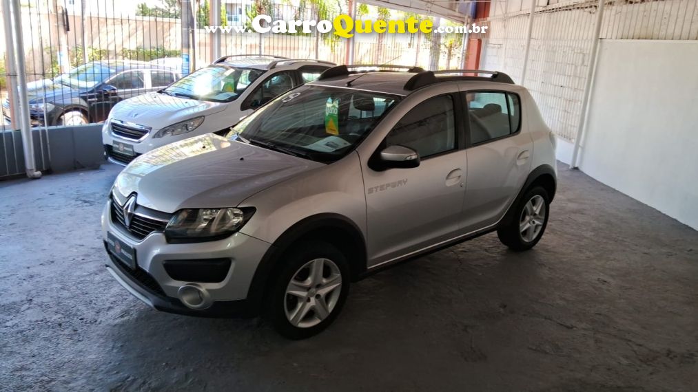 Renault SANDERO 1.6 16V SCE FLEX STEPWAY DYNAMIQUE EASY-R - Loja