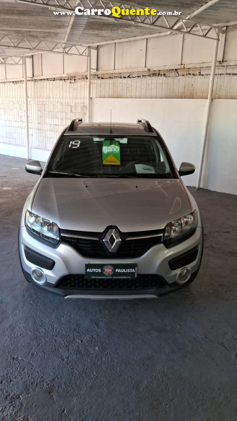 Renault SANDERO 1.6 16V SCE FLEX STEPWAY DYNAMIQUE EASY-R - Loja