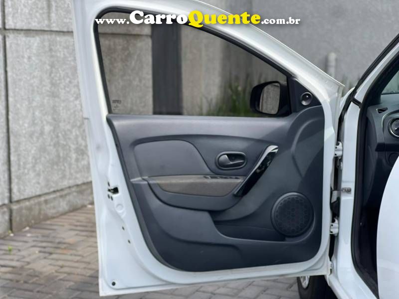LOGAN Zen Flex 1.0 12V 4p Mec. 2023/2023 Renault - Loja