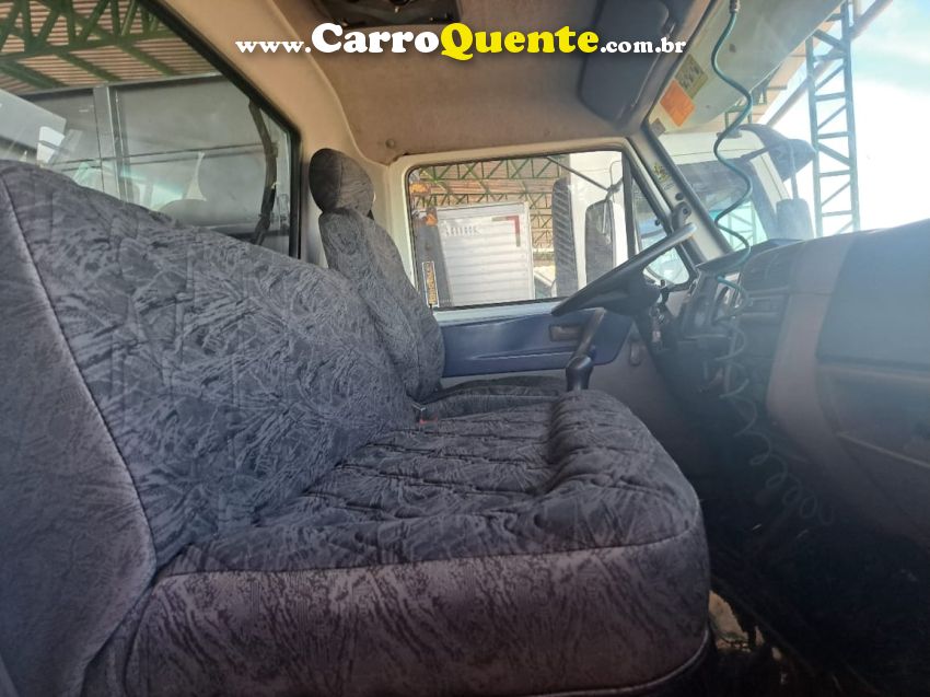 Volkswagen 24220 VW 24-220 Worker T 3-Eixos - Loja