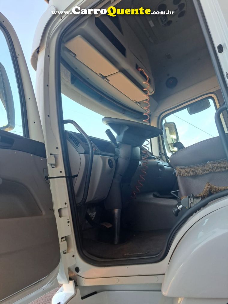 Volkswagen 24250 24-250 E Constellation 3-Eixos - Loja