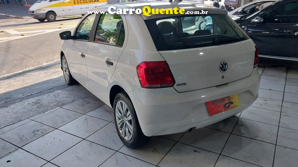 Volkswagen GOL 1.0 12V MPI TOTALFLEX 4P MANUAL - Loja