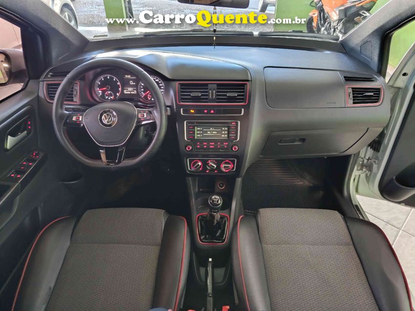 Volkswagen FOX 1.6 MI ROCK IN RIO 8V FLEX 4P MANUAL - Loja