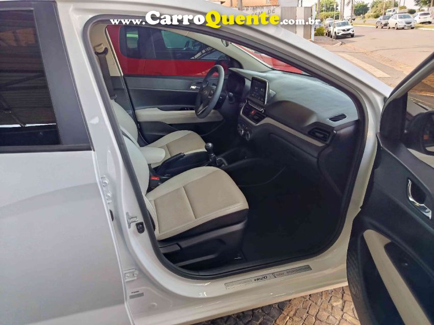 Hyundai HB20 1.0 12V FLEX COPA DO MUNDO DA FIFA QATAR 2022 MANUAL - Loja