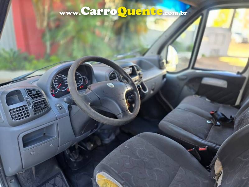 Ducato Cargo Curto 2.3 ME Diesel 2014/2014 Fiat - Loja