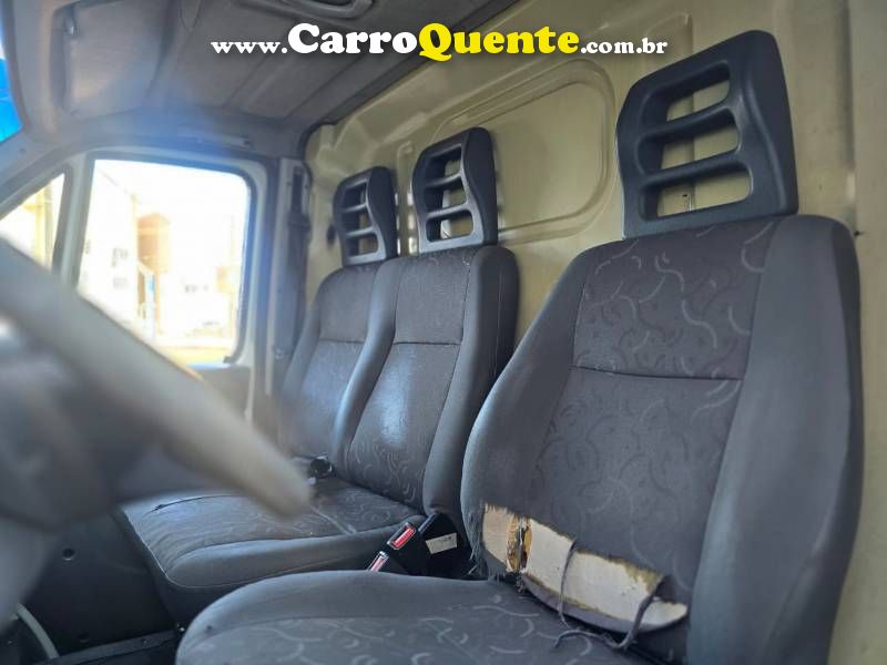 Ducato Cargo Curto 2.3 ME Diesel 2014/2014 Fiat - Loja