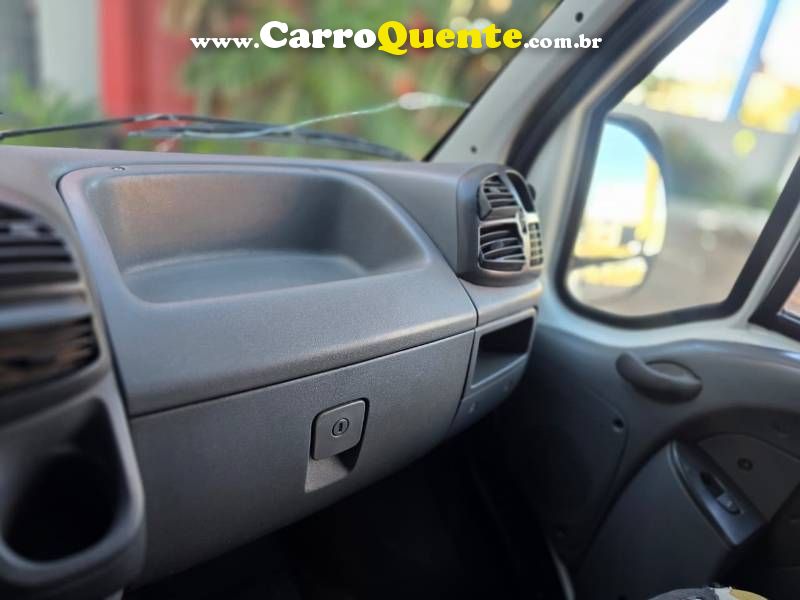 Ducato Cargo Curto 2.3 ME Diesel 2014/2014 Fiat - Loja