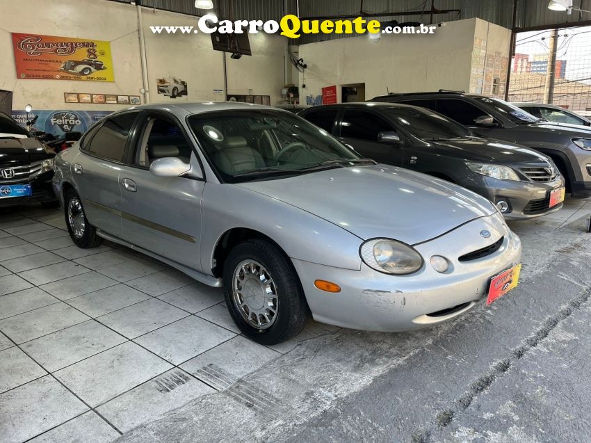 Ford TAURUS 3.0 LX V6 24V GASOLINA 4P AUTOMÁTICO - Loja