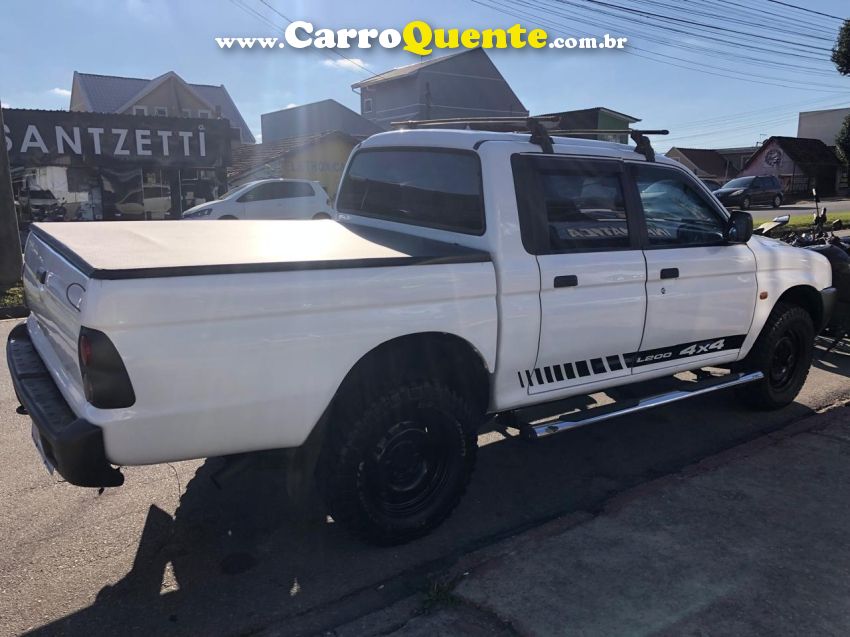 Mitsubishi L200 2.5 GL 4X4 CD 8V TURBO DIESEL 4P MANUAL - Loja