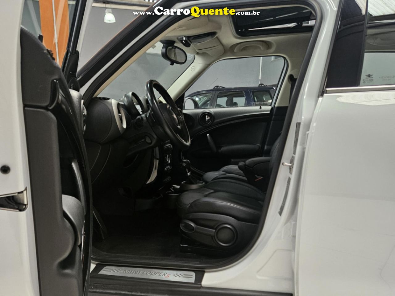 MINI   COOPER COUNTRYMAN S ALL4 1.6 AUT.   BRANCO 2011 1.6 GASOLINA - Loja