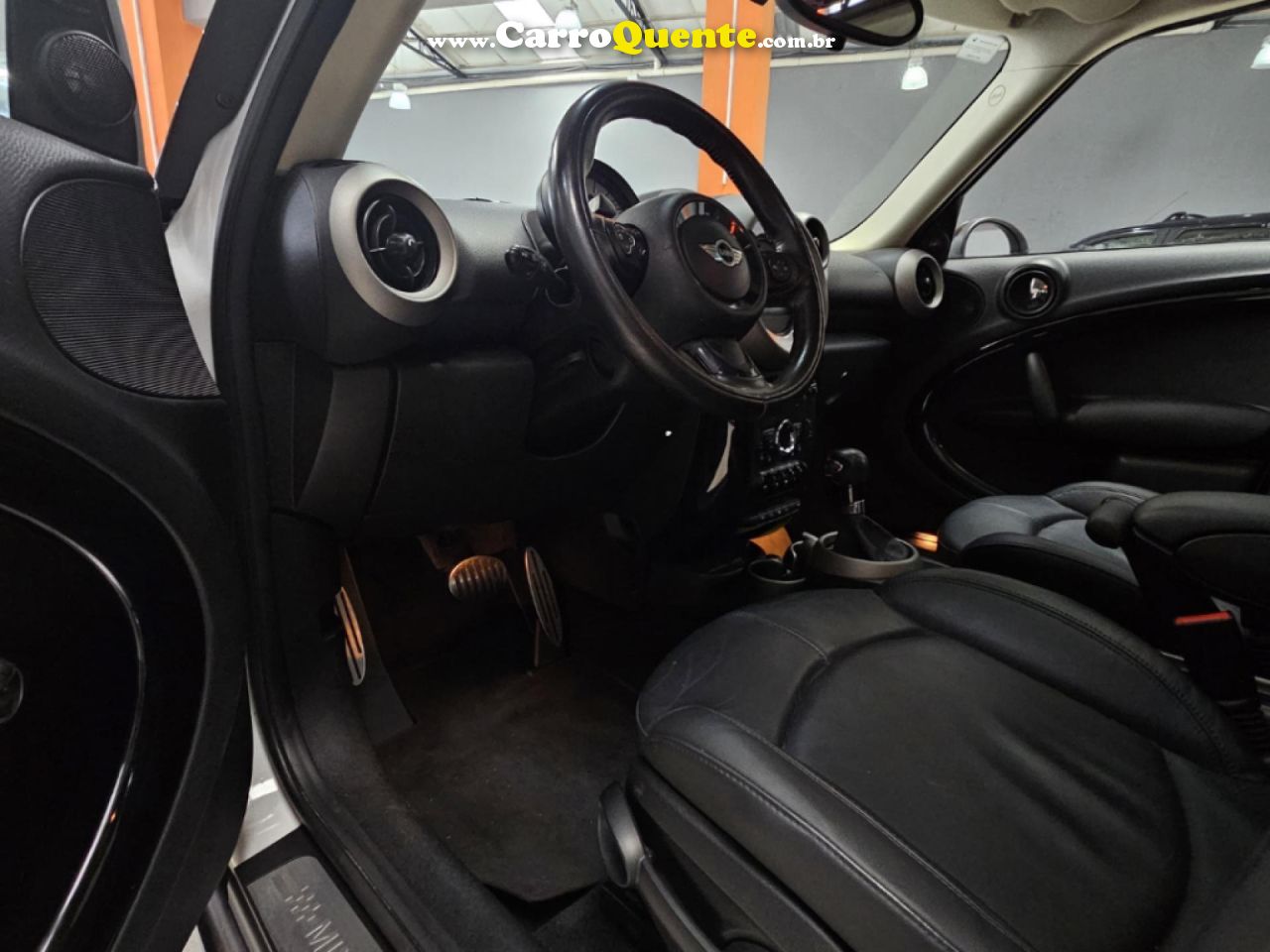 MINI   COOPER COUNTRYMAN S ALL4 1.6 AUT.   BRANCO 2011 1.6 GASOLINA - Loja