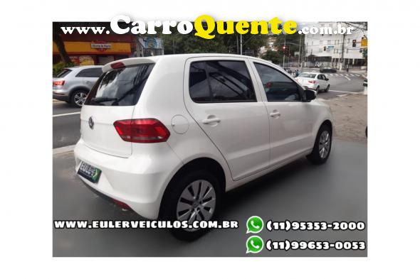 VOLKSWAGEN   FOX TRENDLINE 1.0 FLEX 8V 5P   BRANCO 2015 1.0 FLEX - Loja