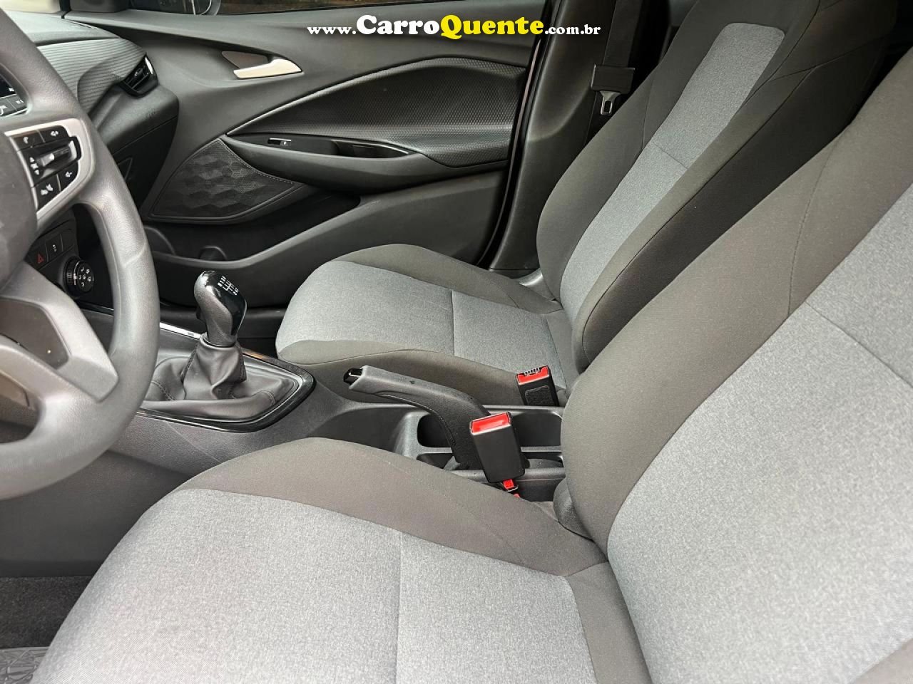 CHEVROLET   ONIX HATCH LT 1.0 8V FLEXPOWER 5P MEC.   PRATA 2025 1.0 FLEX - Loja