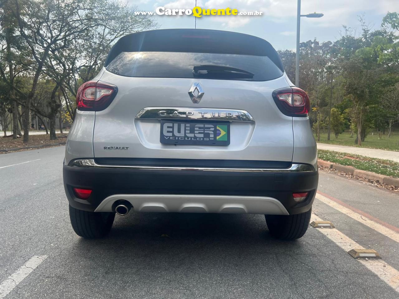 RENAULT   CAPTUR INTENSE 1.6 16V FLEX 5P AUT.   PRATA 2019 1.6 FLEX - Loja