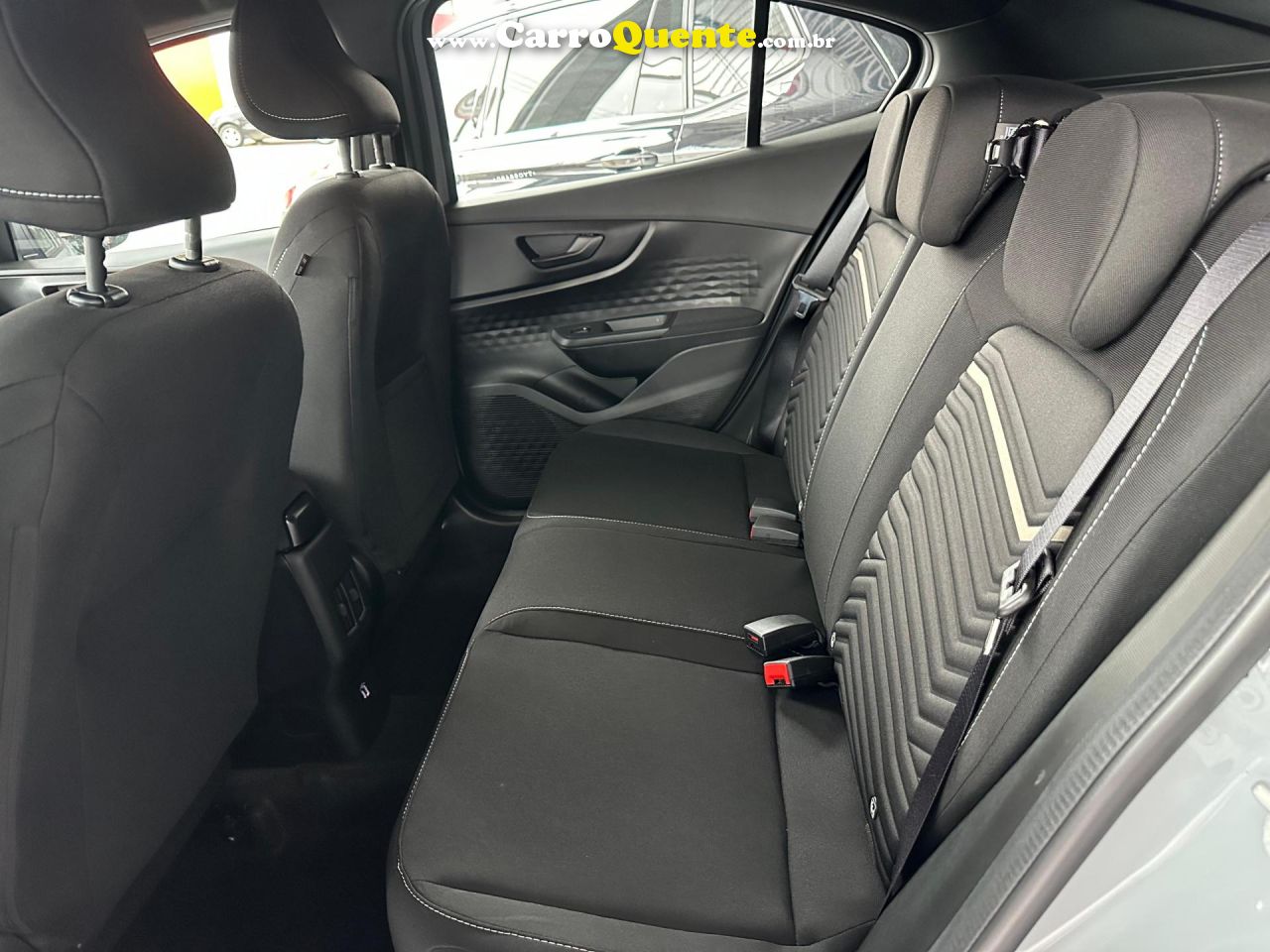 FIAT   FASTBACK 1.0 200 TURBO FLEX AUT   CINZA 2026 1.0 FLEX - Loja
