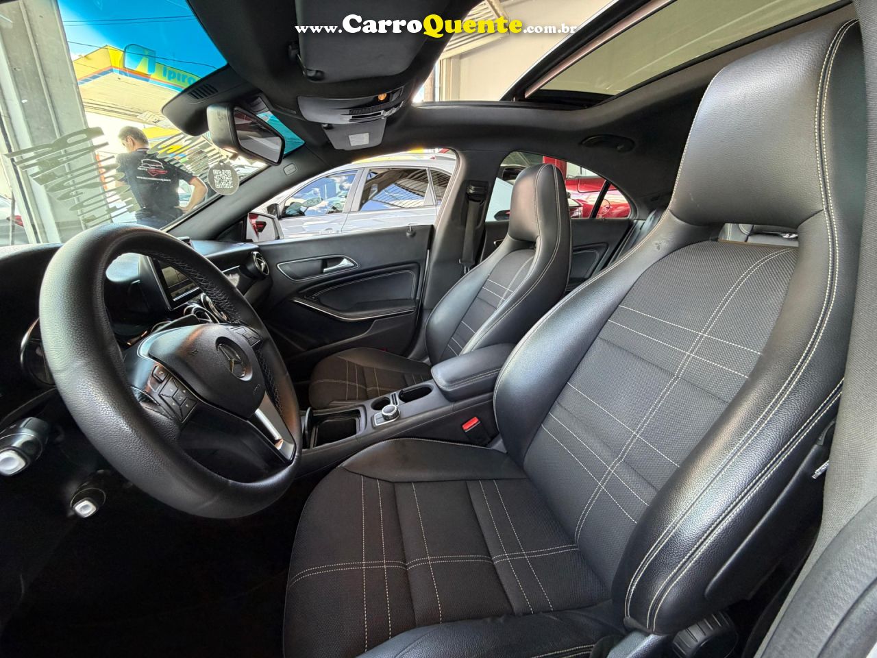 MERCEDES-BENZ   CLA-200 FIRST EDITION 1.6 TB 16V  AUT.   PRATA 2014 1.6 GASOLINA - Loja