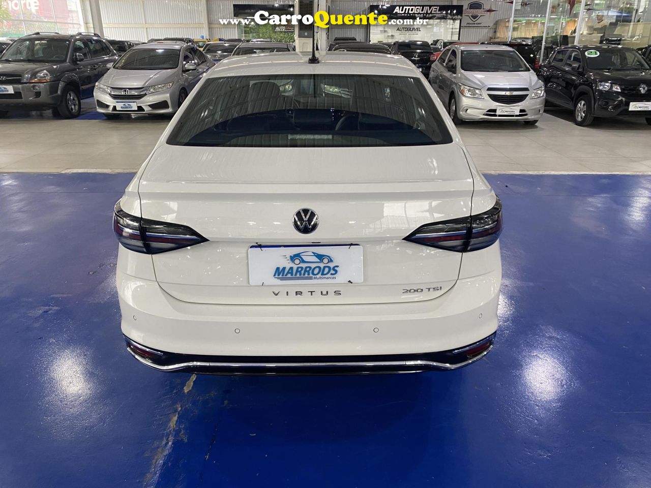 VOLKSWAGEN   VIRTUS HIGHLINE 200 TSI 1.0 FLEX 12V AUT   BRANCO 2023 1.0 FLEX - Loja