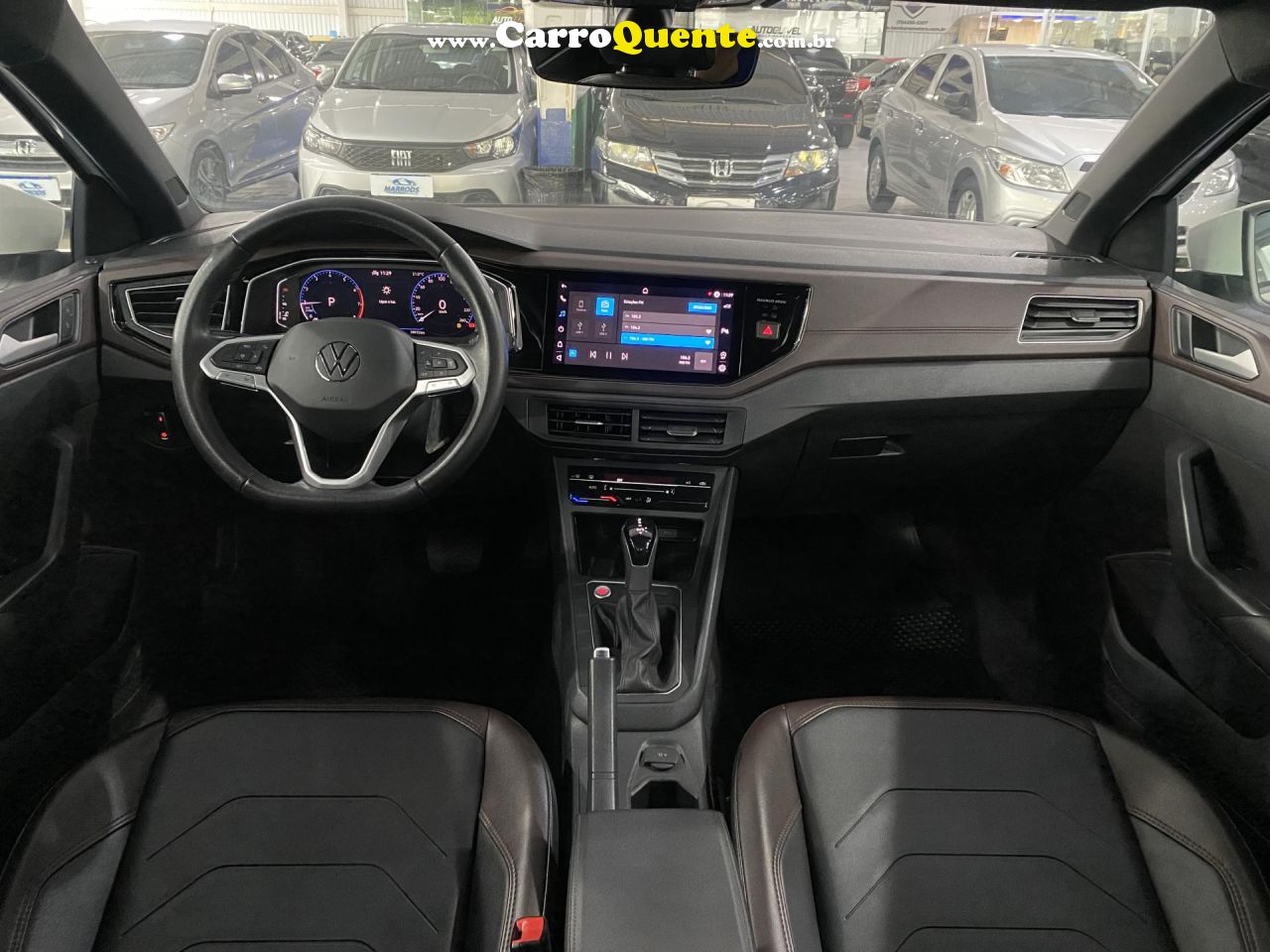 VOLKSWAGEN   VIRTUS HIGHLINE 200 TSI 1.0 FLEX 12V AUT   BRANCO 2023 1.0 FLEX - Loja