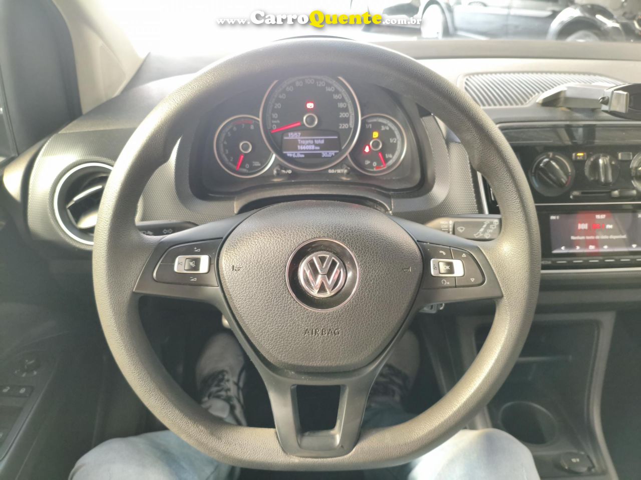 VOLKSWAGEN   UP! CONNECT 1.0 TSI TOTAL FLEX 12V 5P   PRETO 2020 1.0 FLEX - Loja