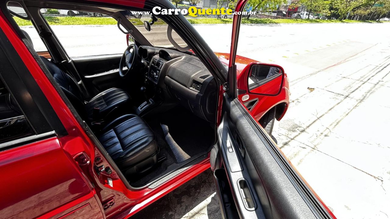 MITSUBISHI   PAJERO TR4 2.0 FLEX 16V 4X2 AUT.   VERMELHO 2013 2.0 FLEX - Loja