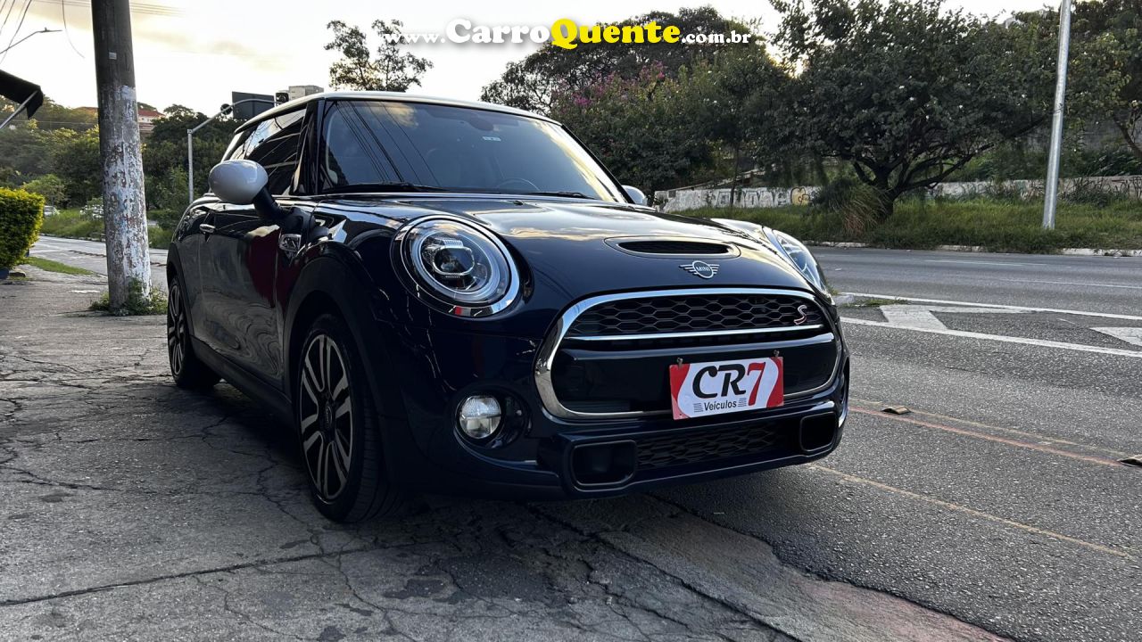 MINI   COOPER S 2.0 TURBO 16V 3P AUT.   AZUL 2019 2.0 GASOLINA - Loja
