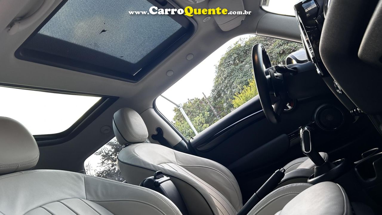 MINI   COOPER S 2.0 TURBO 16V 3P AUT.   AZUL 2019 2.0 GASOLINA - Loja