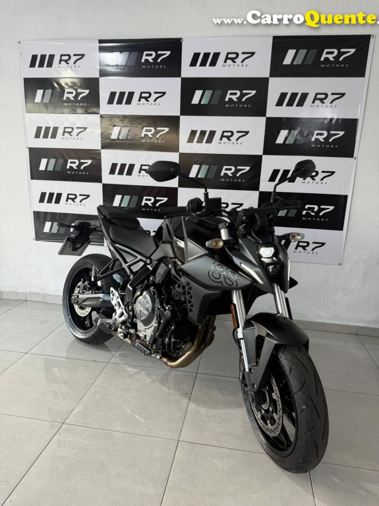 SUZUKI   GSX-8 S   PRETO 2025 800 GASOLINA - Loja