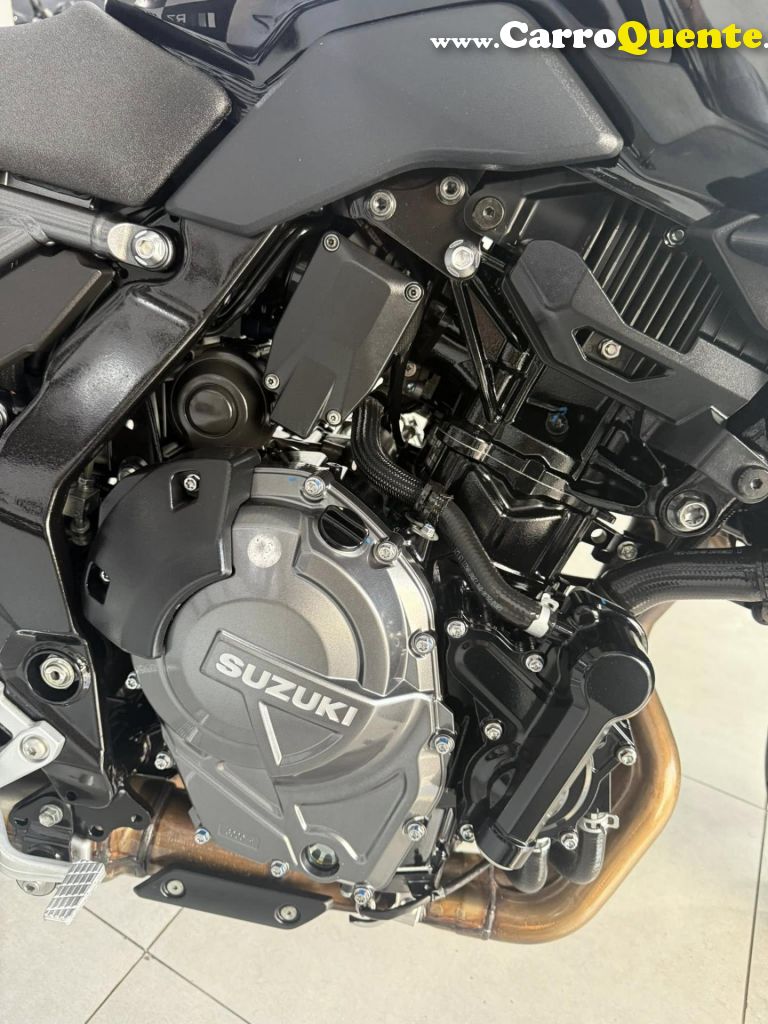 SUZUKI   GSX-8 S   PRETO 2025 800 GASOLINA - Loja
