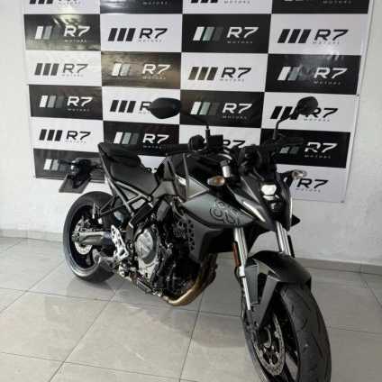 SUZUKI   GSX-8 S   PRETO 2025 800 GASOLINA