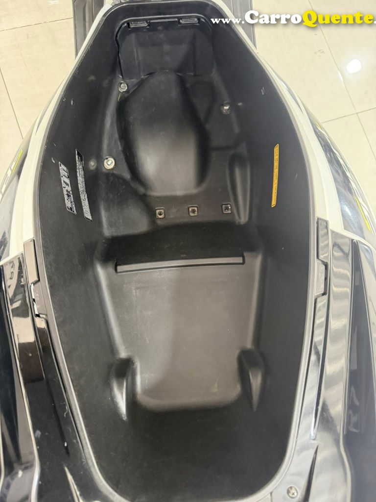 HONDA   PCX 150 SPORT   BRANCO 2022 150 GASOLINA - Loja