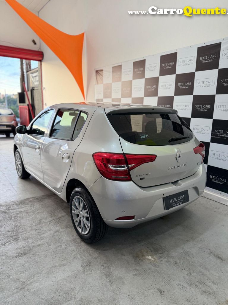 RENAULT   SANDERO ZEN FLEX 1.6 16V 5P MEC.   PRATA 2020 1.6 FLEX - Loja
