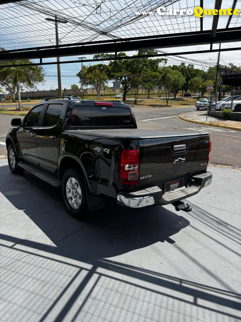 CHEVROLET   S10 PICK-UP LTZ 2.8 TDI 4X4 CD DIES.AUT   PRETO 2014 2.8 GASOLINA - Loja