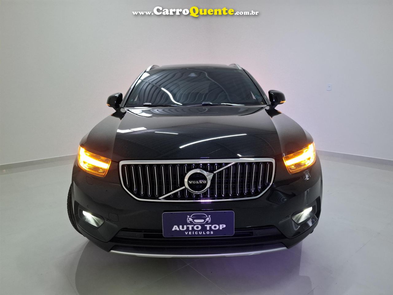 VOLVO   VOLVO XC40 T4 INSCRIPT   PRETO 2021 2.0 GASOLINA - Loja