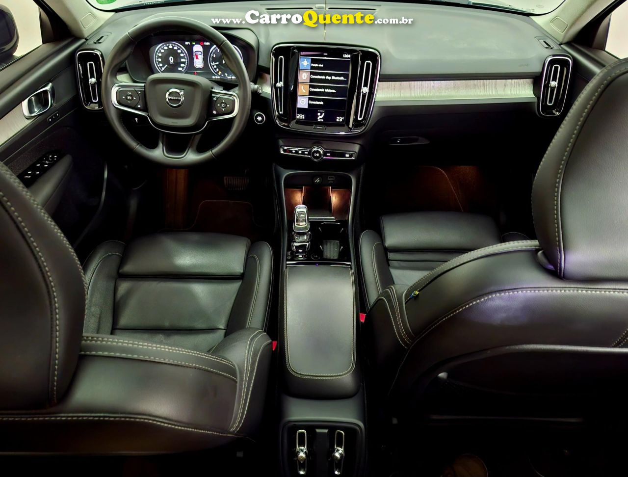 VOLVO   VOLVO XC40 T4 INSCRIPT   PRETO 2021 2.0 GASOLINA - Loja