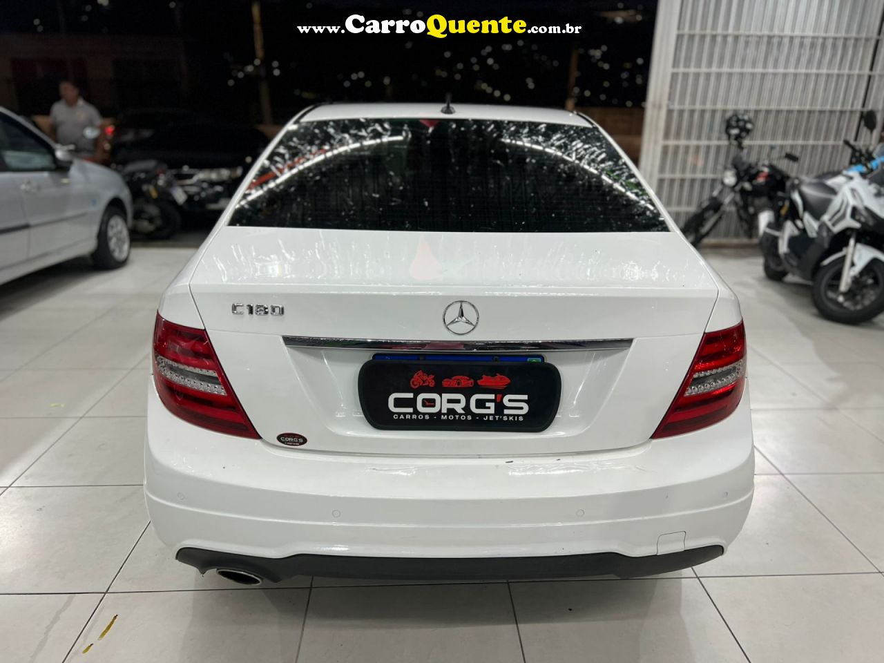 MERCEDES-BENZ   C-180 CGI TOURING SPORT 1.6 TB AUT.   BRANCO 2013 1.6 GASOLINA - Loja