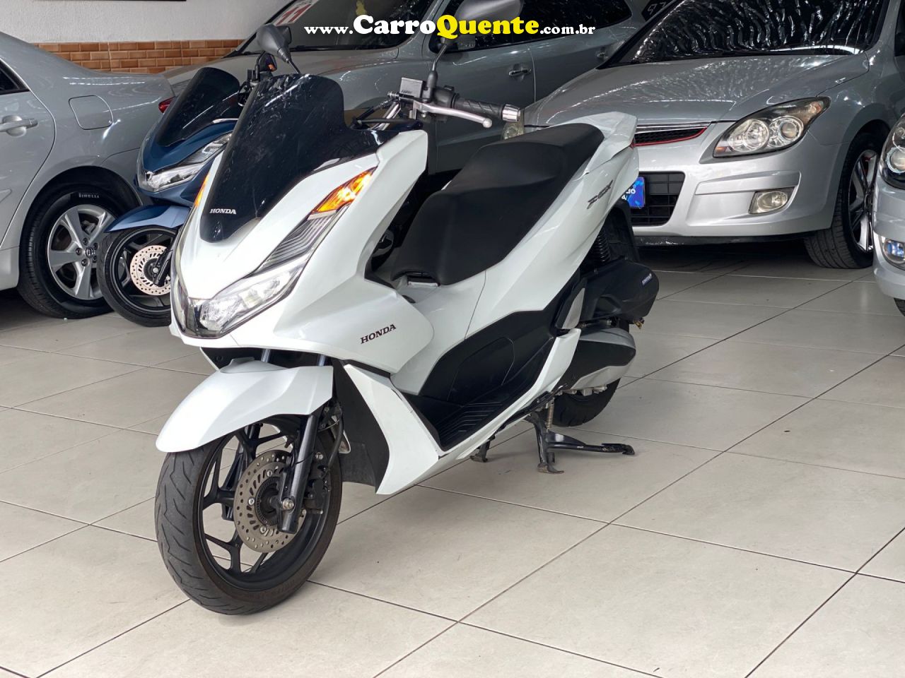 HONDA   PCX 160 DLX   BRANCO 2023 160 GASOLINA - Loja