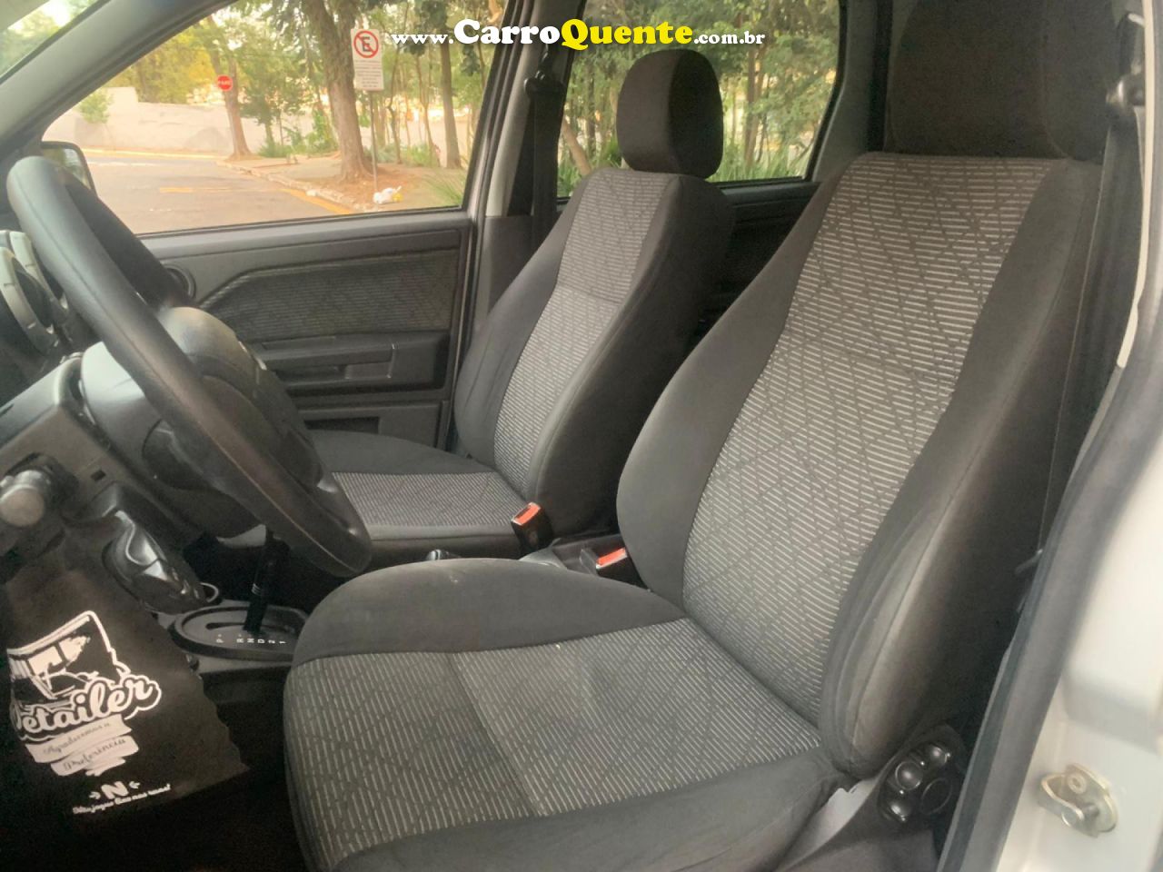 FORD   ECOSPORT XLT 2.0 2.0 FLEX 16V 5P AUT.   PRATA 2012 2.0 FLEX - Loja