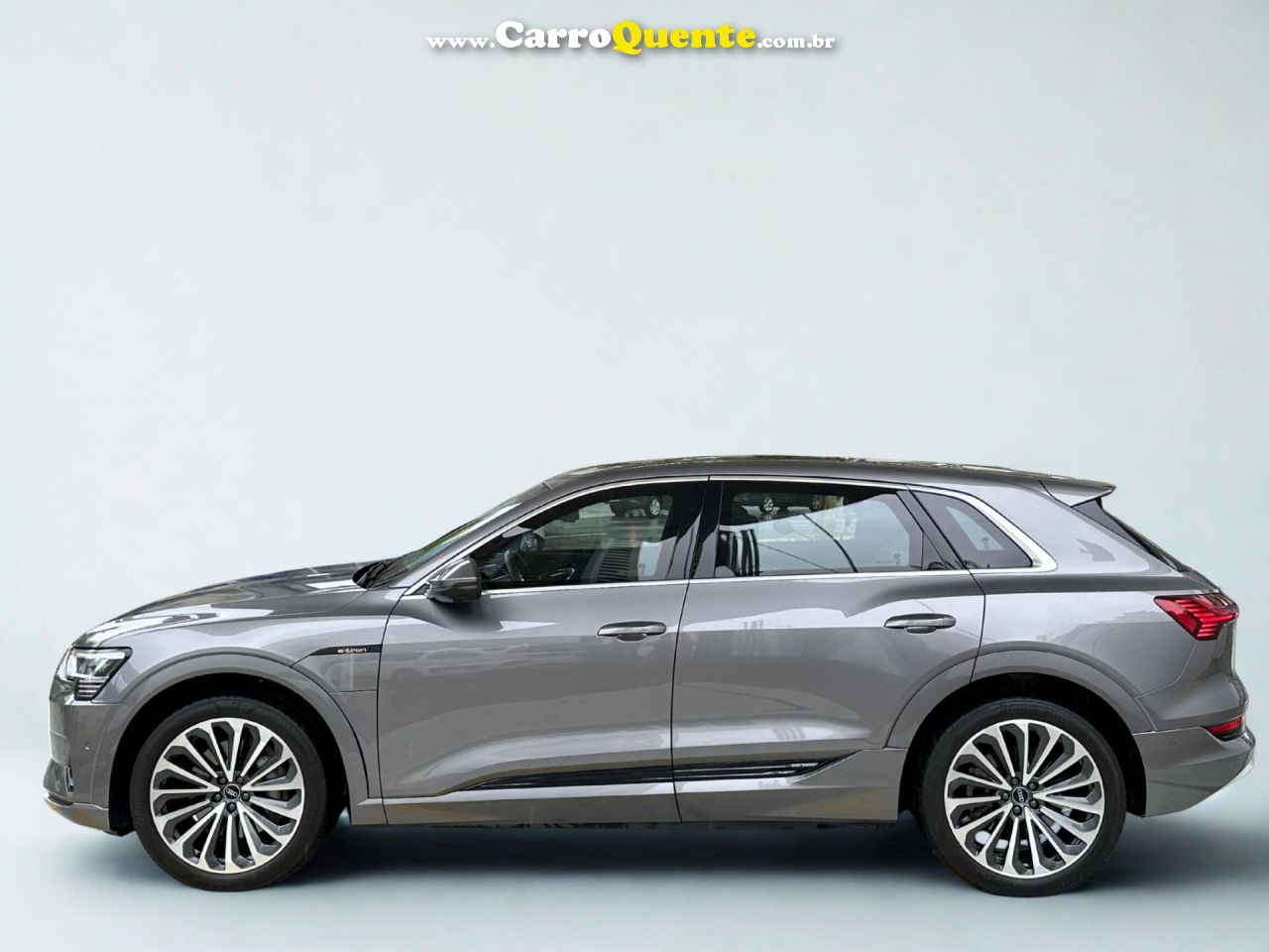 AUDI   E-TRON PERFORMACE AUT. (ELÉTRICO)   CINZA 2022 ELETRICO ELÉTRICO - Loja