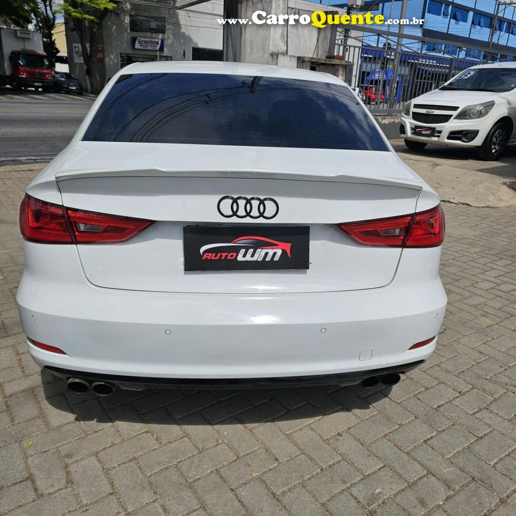 AUDI   A3 SED.1.81.8 AMBIT.16V TB FSI S-TRONIC   BRANCO 2015 1.8 GASOLINA - Loja