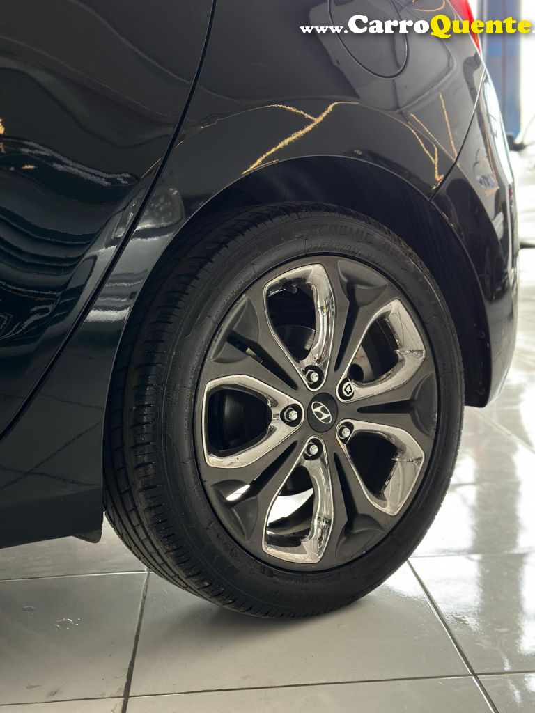 HYUNDAI   I30 1.8 16V AUT. 5P   PRETO 2015 1.8 GASOLINA - Loja
