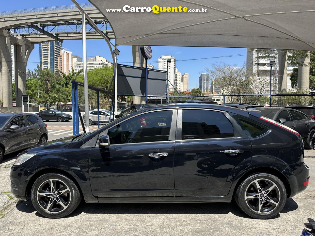 FORD   FOCUS 2.0 16V 2.0 16V FLEX 5P   PRETO 2009 2.0 GASOLINA - Loja