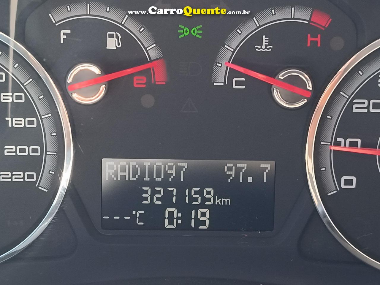 FIAT   GRAND SIENA ESSENCE 1.6 FLEX 16V   BRANCO 2016 1.6 FLEX - Loja