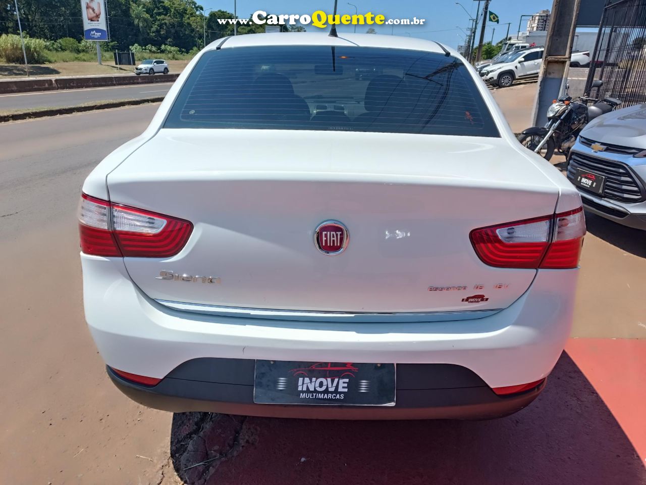 FIAT   GRAND SIENA ESSENCE 1.6 FLEX 16V   BRANCO 2016 1.6 FLEX - Loja