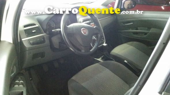 FIAT   PUNTO ESSENCE 1.6 FLEX 16V 5P   BRANCO 2012 1.6 FLEX - Loja