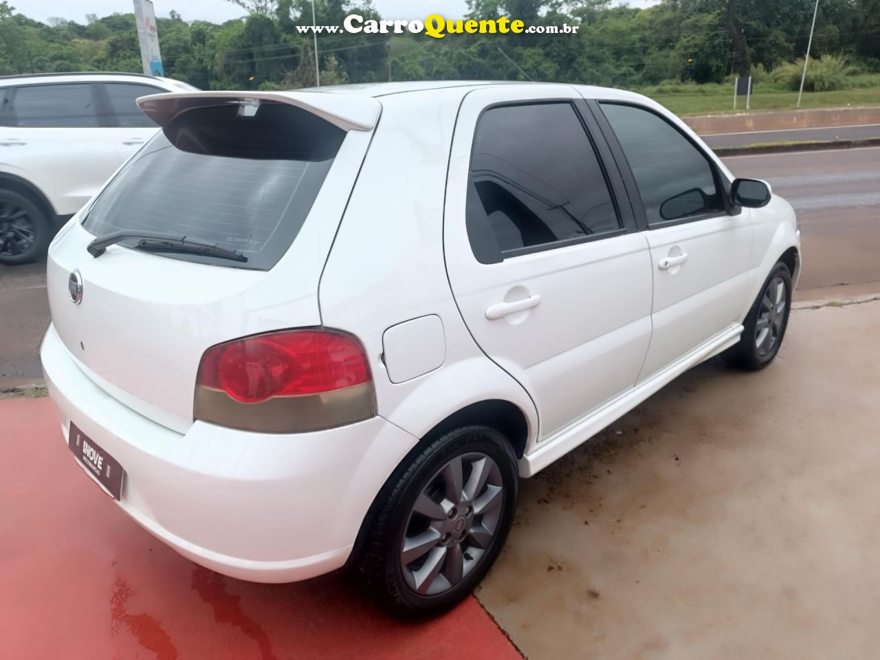 FIAT   PALIO ESSENCE 1.6 FLEX 16V 5P   BRANCO 2011 1.6 FLEX - Loja