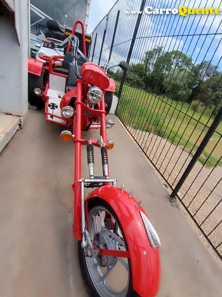 VOLKSWAGEN   TRICICLO  ATMANFALCON 01 (88 CV)   VERMELHO 2016 1.8 GASOLINA - Loja