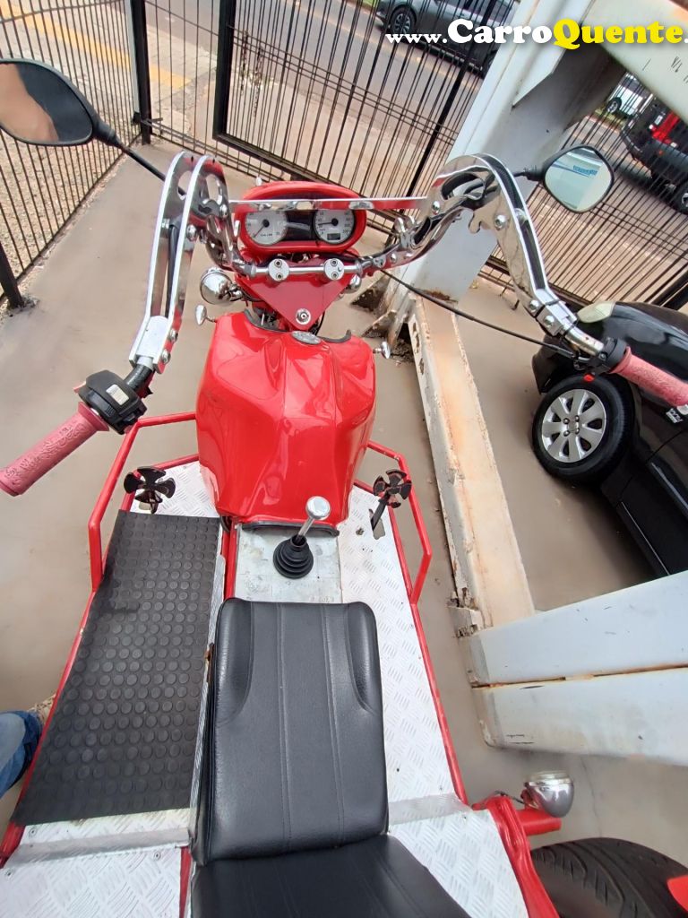 VOLKSWAGEN   TRICICLO  ATMANFALCON 01 (88 CV)   VERMELHO 2016 1.8 GASOLINA - Loja