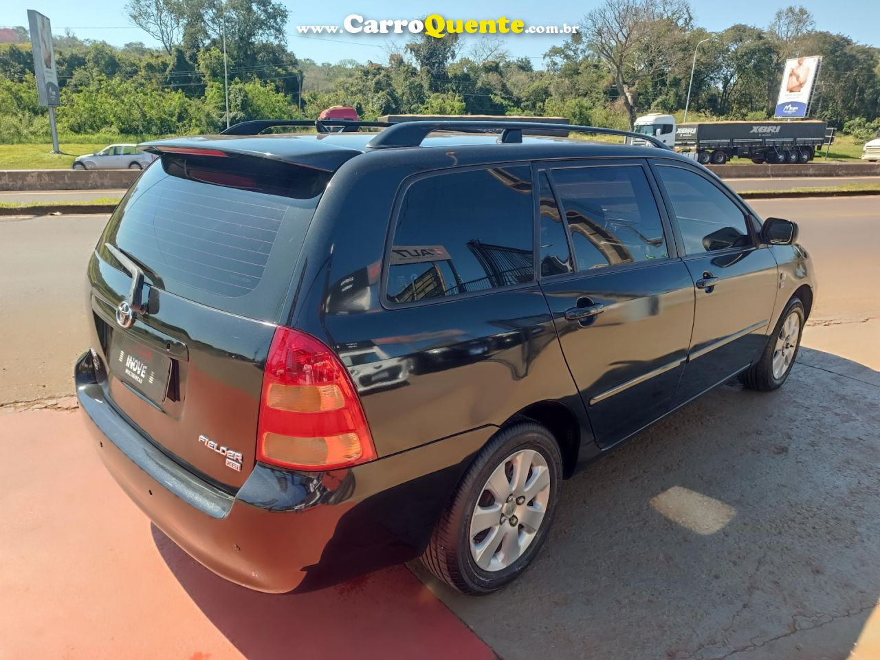 TOYOTA   COROLLA FIELDER SW 1.81.8 XEI FLEX AUT.   PRETO 2008 1.8 FLEX - Loja