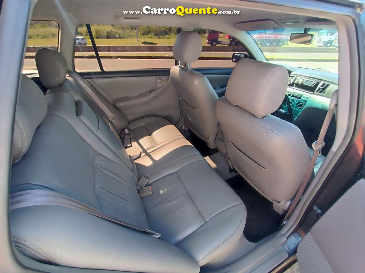 TOYOTA   COROLLA FIELDER SW 1.81.8 XEI FLEX AUT.   PRETO 2008 1.8 FLEX - Loja